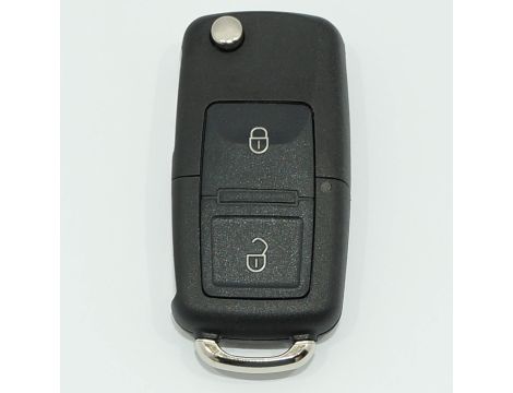 Auto wartość rynkowa: 7351 € - 10